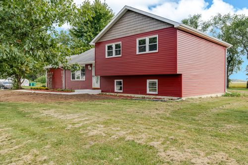 360 Radcliff Dr, Valparaiso, IN, 46383-9315 | Card Image