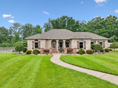 140 Hudson Ln, Lafayette, TN, 37083-3977 | Card Image