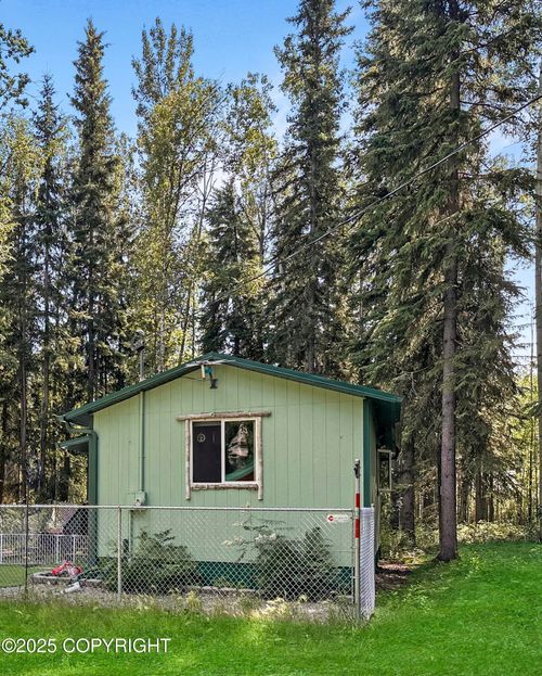 2994 Sebastian Ct, North Pole, AK, 99705 | Card Image