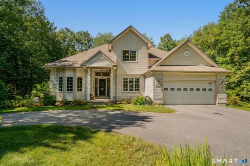 47 Stonewall Rd, Salem, CT, 06420-4135 | Card Image
