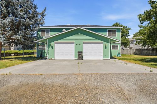 2224 W 13th Ave, Kennewick, WA, 99337-2707 | Card Image