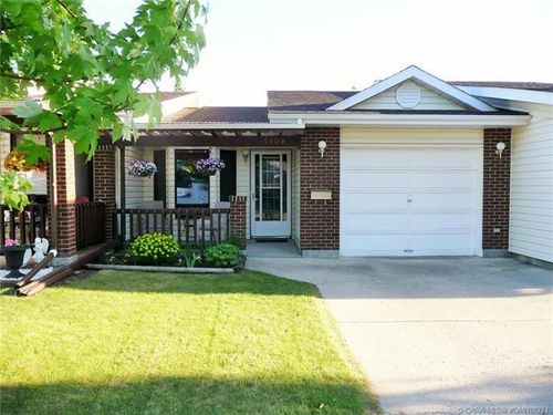 5109 46 Avenue, Ponoka, AB, T4J1J5 | Card Image