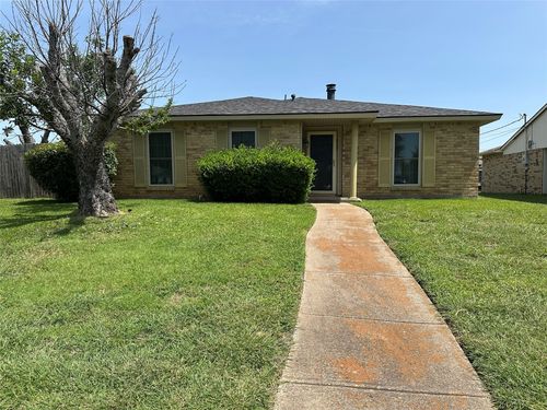 617 Faye St, DeSoto, TX, 75115-5509 | Card Image