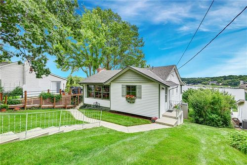 3 M St, Lake Lotawana, MO, 64086-9441 | Card Image