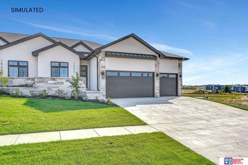 8032 S 43rd Street, Lincoln, NE, 68516 | Card Image