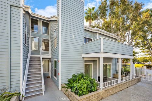 apt-3-204-16960 Algonquin St, Huntington Beach, CA, 92649-3805 | Card Image