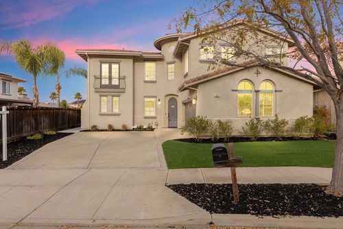 850 Monterey Ct, Brentwood, CA, 94513-5674 | Card Image