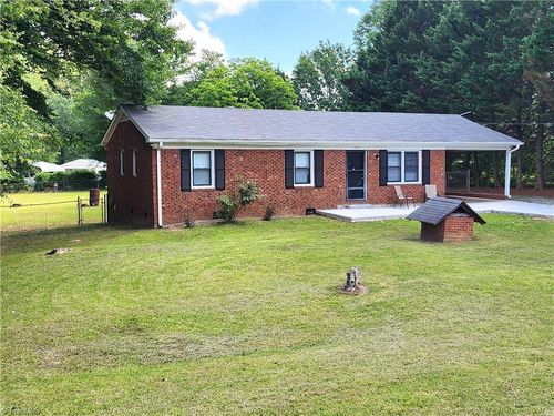 6905 Harlow Dr, Archdale, NC, 27263-9702 | Card Image