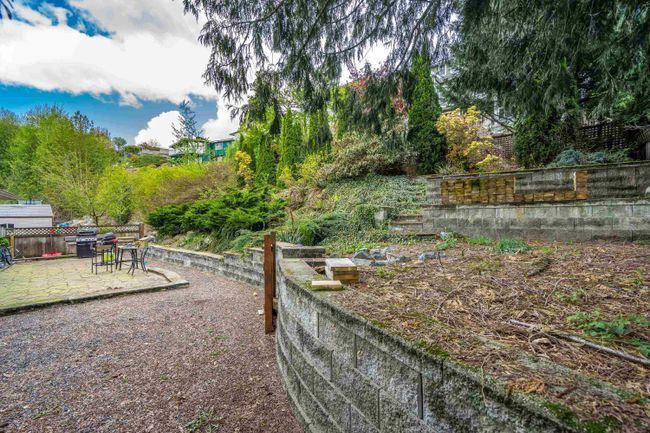 8350 Peacock Place, House other with 4 bedrooms, 3 bathrooms and 6 parking in Mission BC | Image 32