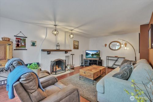 411 N Yakima Avenue, Tacoma, WA, 98403 | Card Image