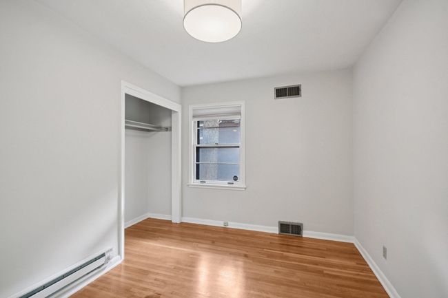 39-web-or-mls-Como Ave-1106-039.jpg | Image 30
