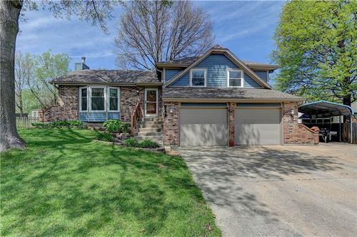 249 S Chambery Dr, Olathe, KS, 66061-3870 | Card Image