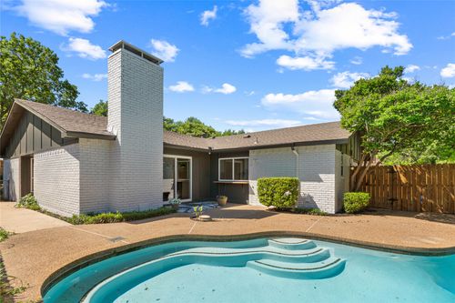 8617 Baumgarten Dr, Dallas, TX, 75228-5418 | Card Image