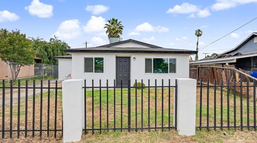 429 2nd St, Lindsay, CA, 93247-2107 | Card Image