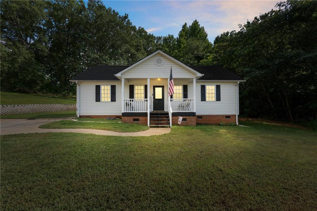 Homeland Rd, Pickens, SC 29671