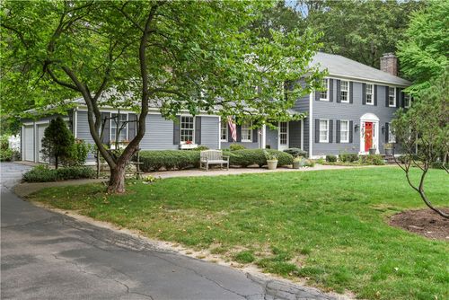 105 Watch Hl, East Greenwich, RI, 02818-5039 | Card Image