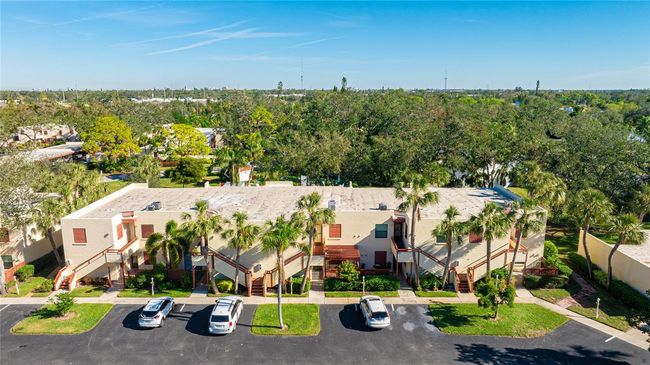 527 Spring Lakes Blvd, Condo with 2 bedrooms, 2 bathrooms and null parking in BRADENTON FL | Image 24