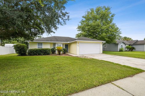 2453 Ambrosia Dr, Middleburg, FL, 32068-6786 | Card Image
