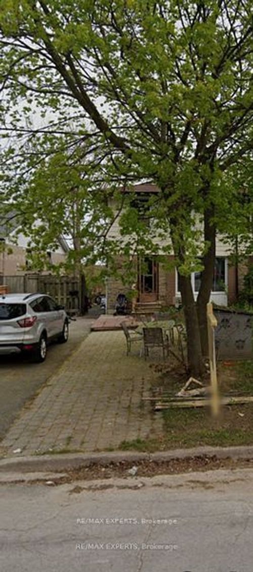 {{alt}} | Card Image