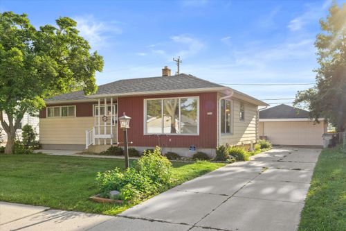 5516 N 103rd St, Milwaukee, WI, 53225-3204 | Card Image