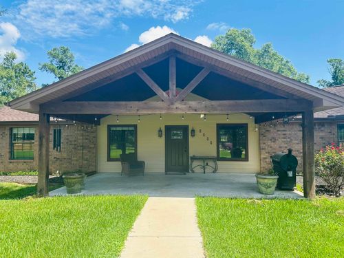 8688 Linscomb Rd, Orange, TX, 77632-6212 | Card Image