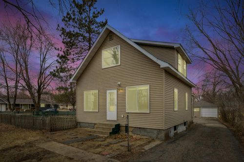 941 Railroad Ave, Albany, MN, 56307-9378 | Card Image