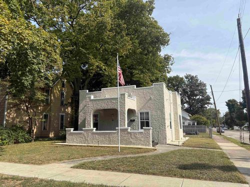 828 Buntin St, Vincennes, IN, 47591-3015 | Card Image