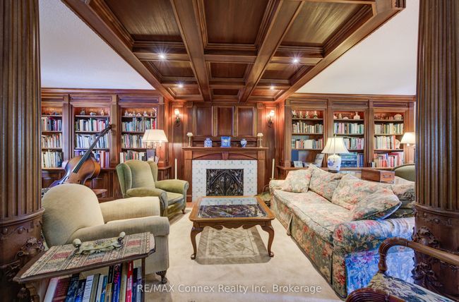 13233 5 Th Line, Home with 4 bedrooms, 5 bathrooms and 20 parking in Rockwood ON | Image 17