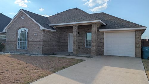 623 Antonio Ln, Waxahachie, TX, 75165-4499 | Card Image