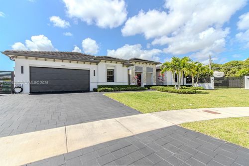 13680 Sw 191st Ter, Miami, FL, 33177-7182 | Card Image