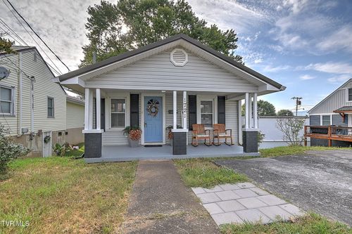 1721 Edgemont Ave, Bristol, TN, 37620-4307 | Card Image