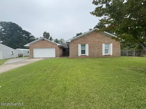 110 Birch Rd, Jacksonville, NC, 28546-8560 | Card Image