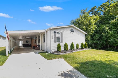 13541 Austin Ct, Hartland, MI, 48353-3767 | Card Image