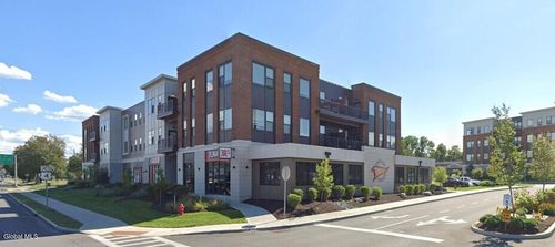 212-580 Columbia Tpke, East Greenbush, NY, 12061-1650 | Card Image