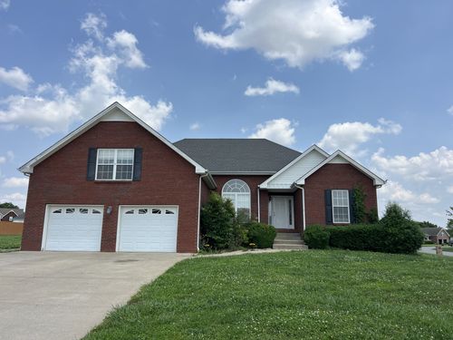 3900 Tyler Brown Dr, Clarksville, TN, 37040-2567 | Card Image