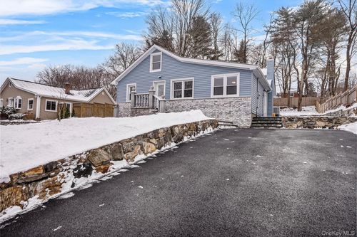 917 Parkway Pl, Yorktown Heights, NY, 10598-1019 | Card Image