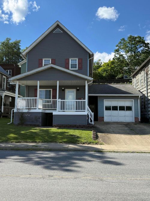 102 Clark St, Punxsutawney, PA, 15767 | Card Image