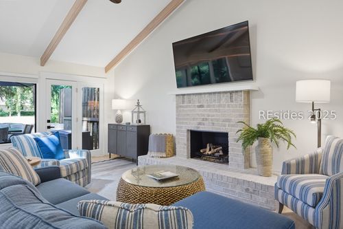 11 Muirfield Rd, Hilton Head Island, SC, 29928-4233 | Card Image