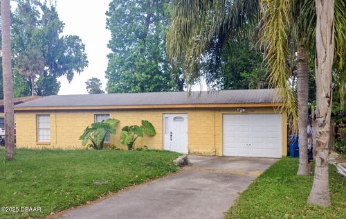 1151 Buena Vista Dr, Daytona Beach, FL, 32117-2401 | Card Image