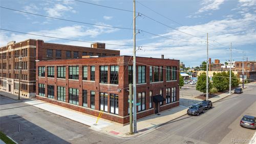 103-603 E Milwaukee St, Detroit, MI, 48202-3245 | Card Image