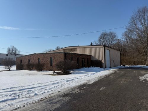 230 Stanford Pkwy, Findlay, OH, 45840-1734 | Card Image