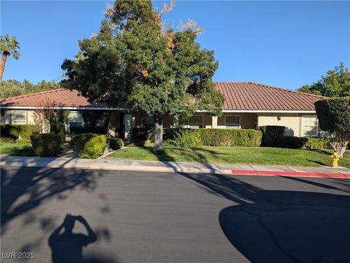10 Pheasant Ridge Cir, Henderson, NV, 89014-2105 | Card Image