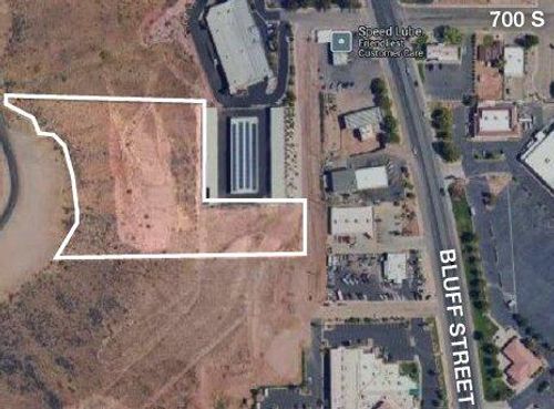 800 N Bluff St, St. George, UT, 84770-2674 | Card Image