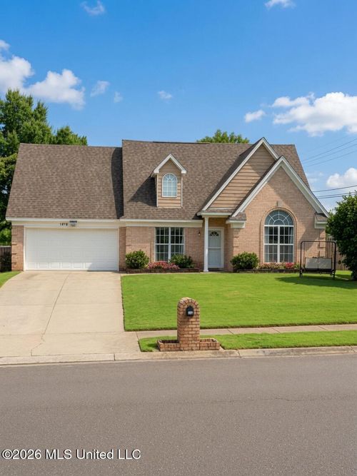 1978 Greencliff Dr, Southaven, MS, 38671-9160 | Card Image