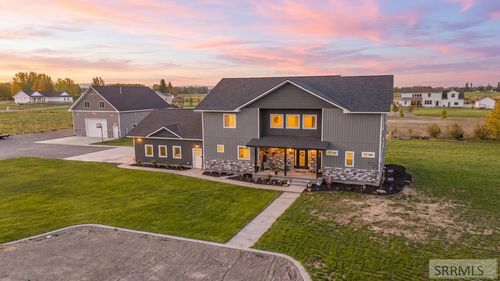 3735 Hirschi Loop, Rexburg, ID, 83440-1385 | Card Image