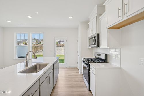 10-802 Kinsale Ct, Fuquay Varina, NC, 27526 | Card Image