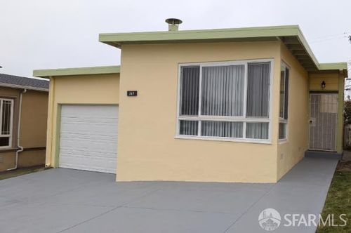 369 Northaven Dr, Daly City, CA, 94015-3955 | Card Image