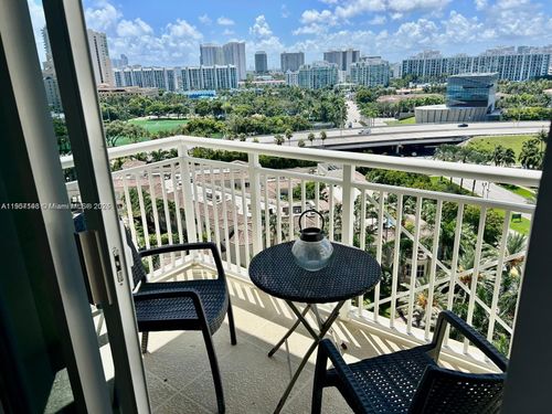 1405-19501 W Country Club Dr, Aventura, FL, 33180-2477 | Card Image