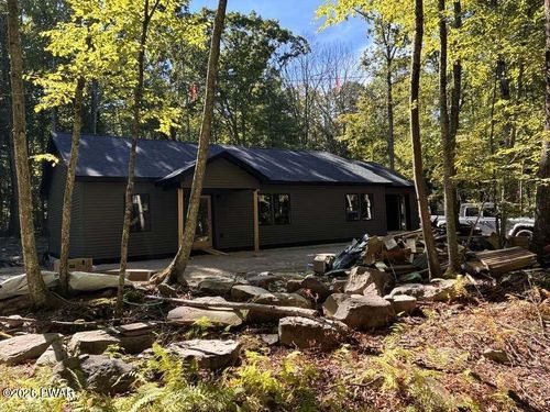 117 Iroquois Road, Shohola, PA, 18458 | Card Image