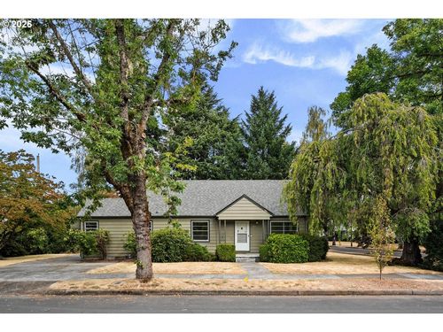 4711 N Amherst St, Portland, OR, 97203 | Card Image